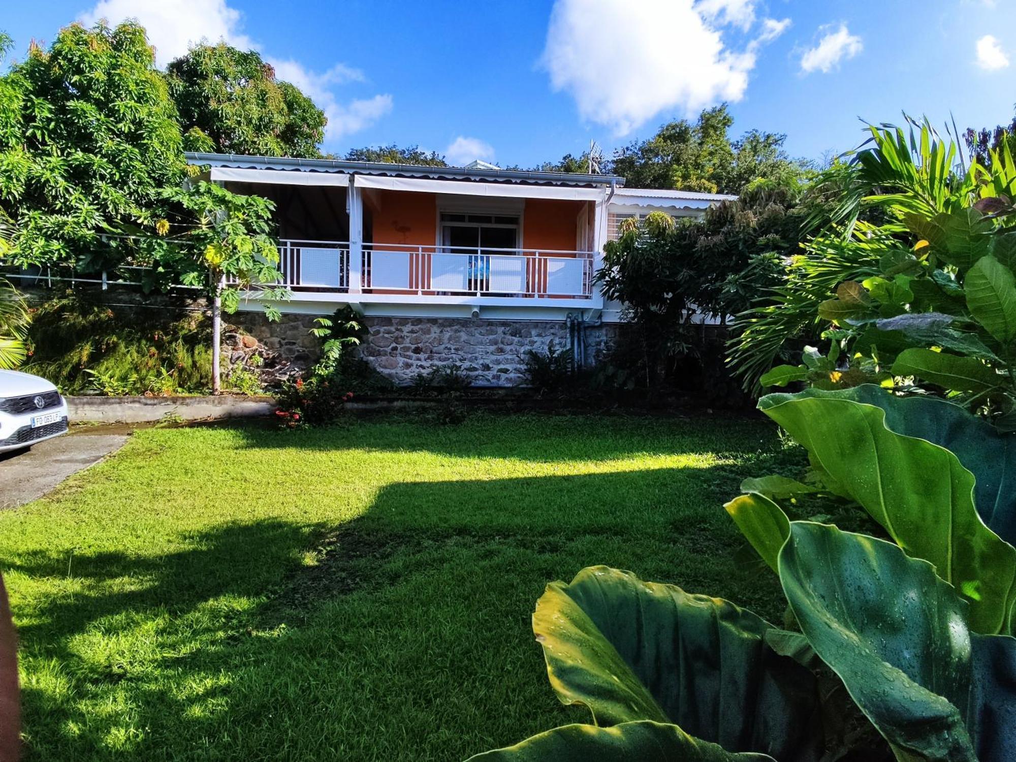 Bungalow With Sea View In 데샤이에스 외부 사진