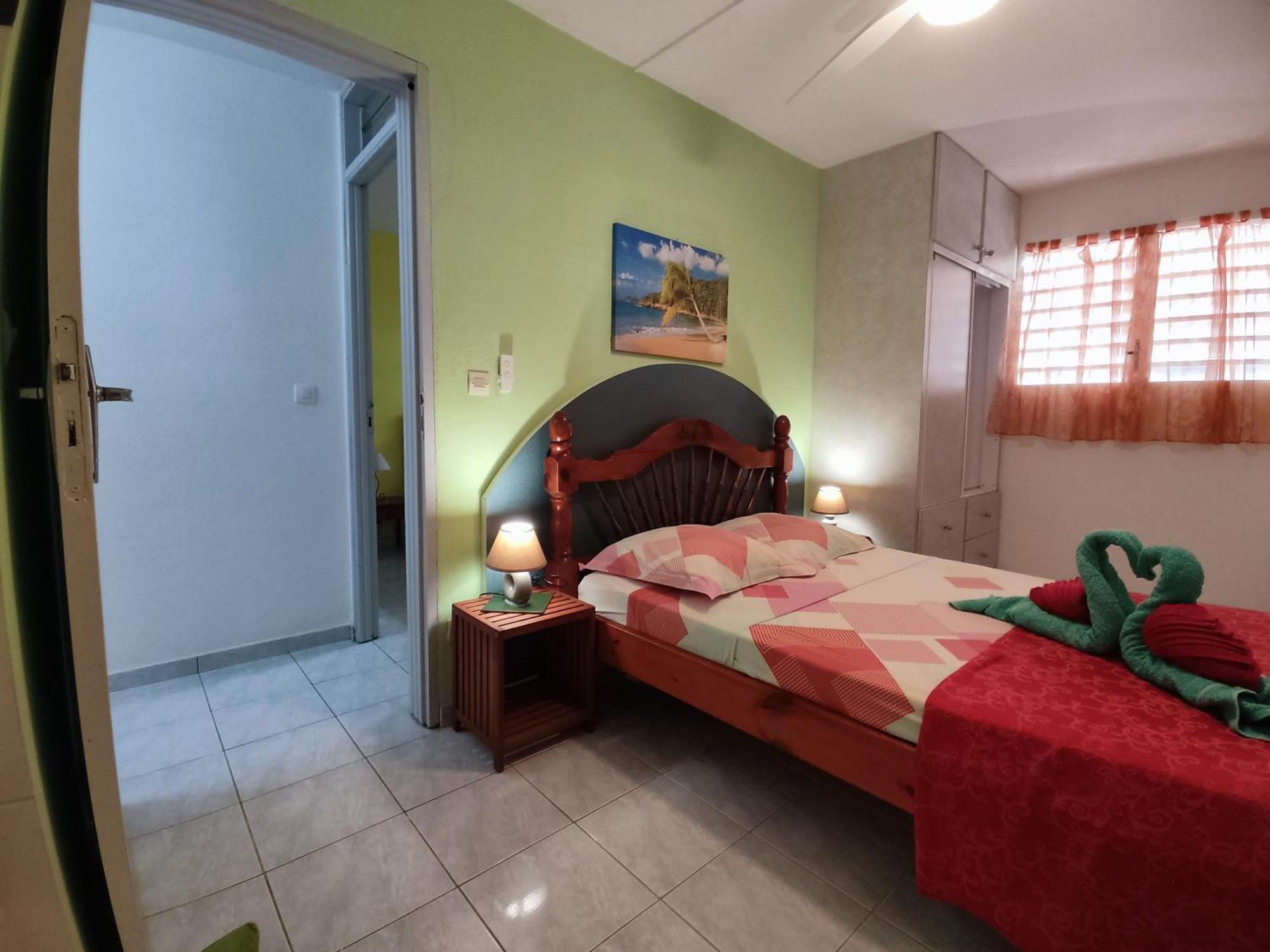 Bungalow With Sea View In 데샤이에스 외부 사진