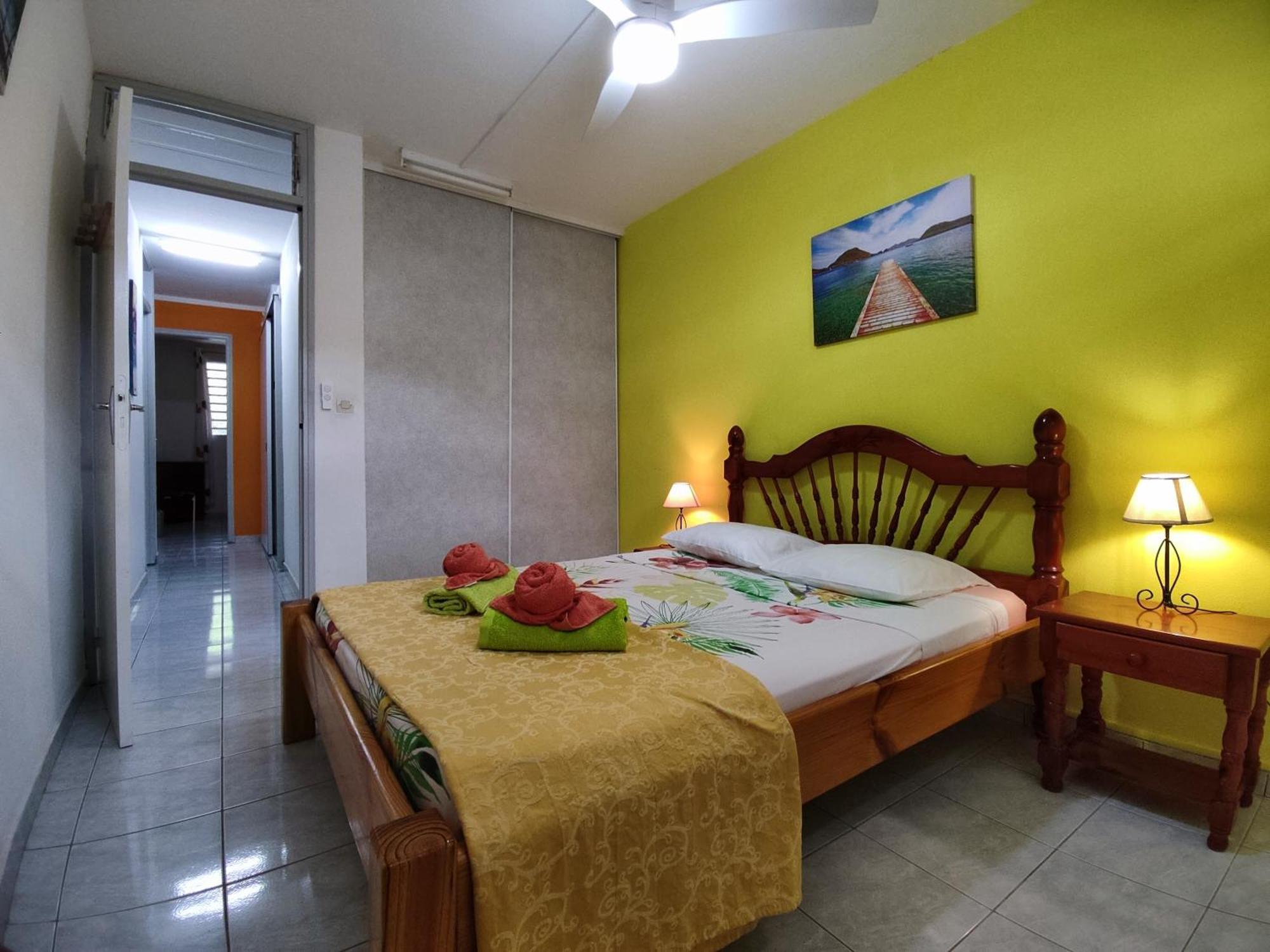Bungalow With Sea View In 데샤이에스 외부 사진